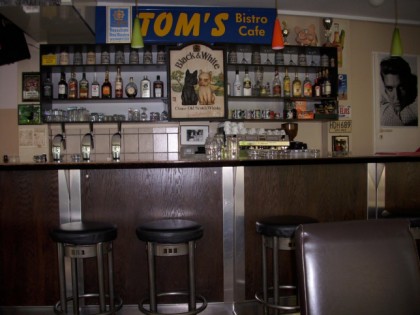 Photo: Tom's Bistro